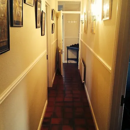 Sandycove Self Catering Tatil Evi *